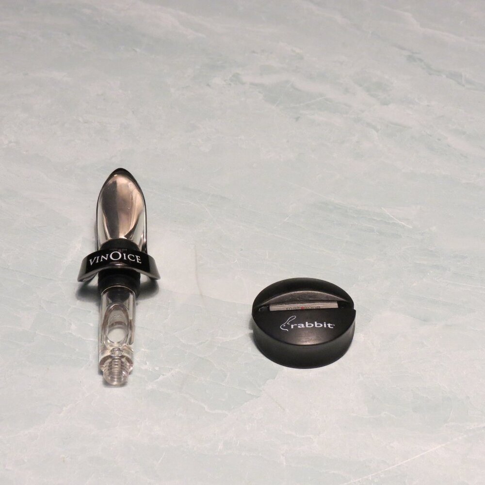 Wine Tool Lot/Rabbit Foil Cutter/VinOIce No Drop Pourer